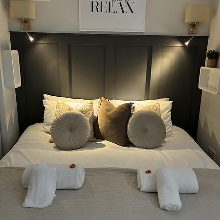 The Hive Apartment Marple Екстериор снимка