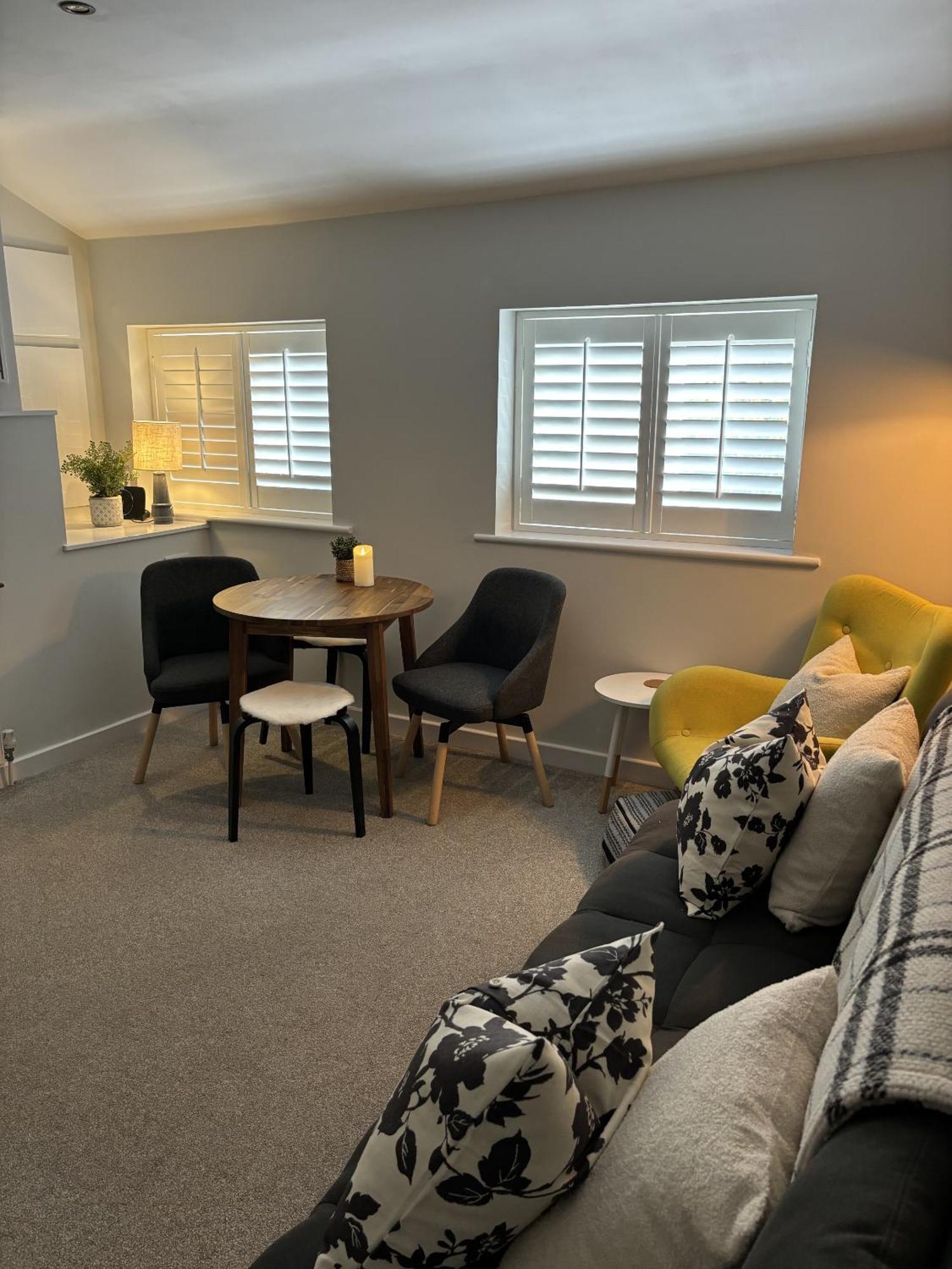 The Hive Apartment Marple Екстериор снимка