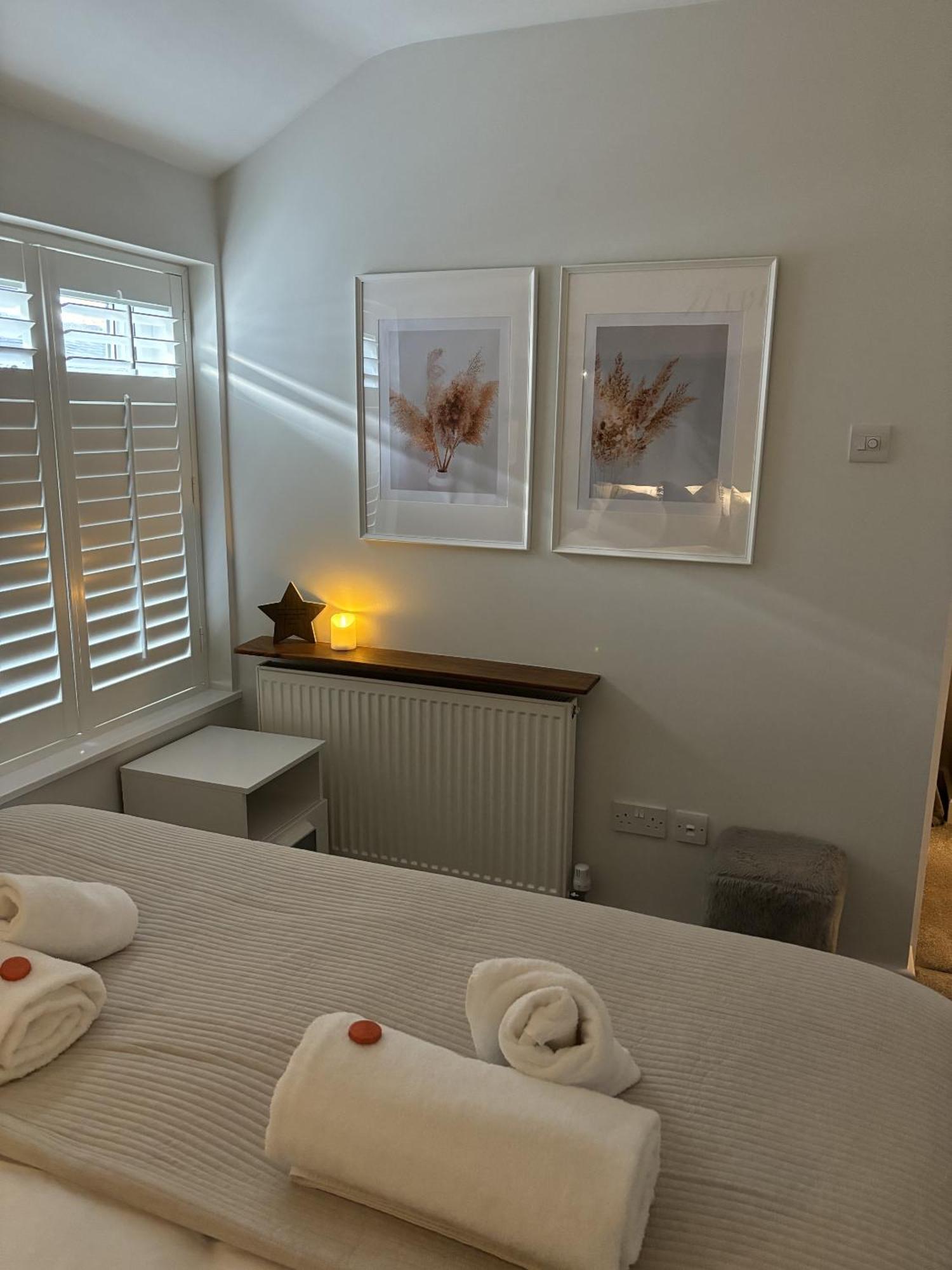 The Hive Apartment Marple Екстериор снимка